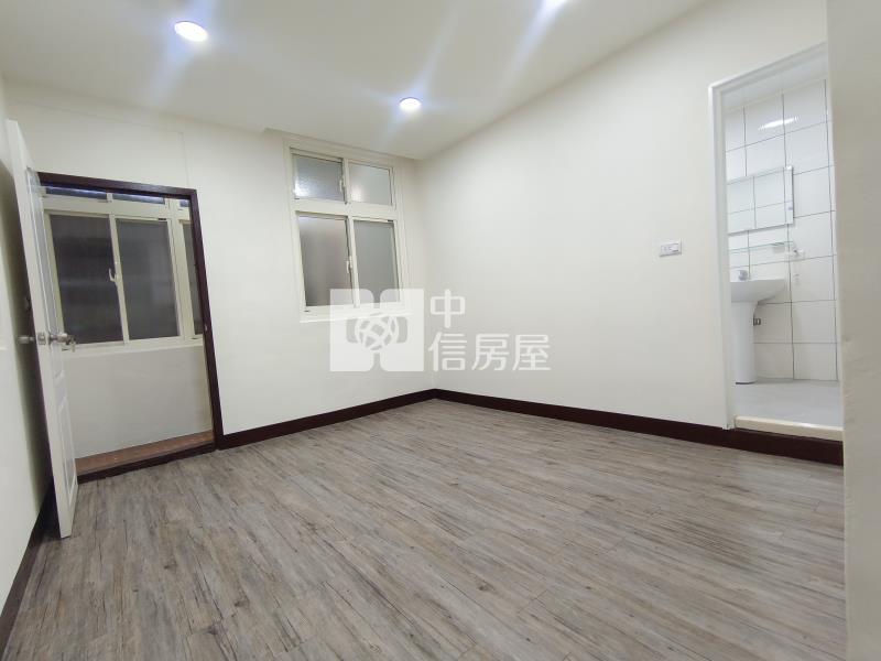 楊梅萬大路整新透天房屋室內格局與周邊環境