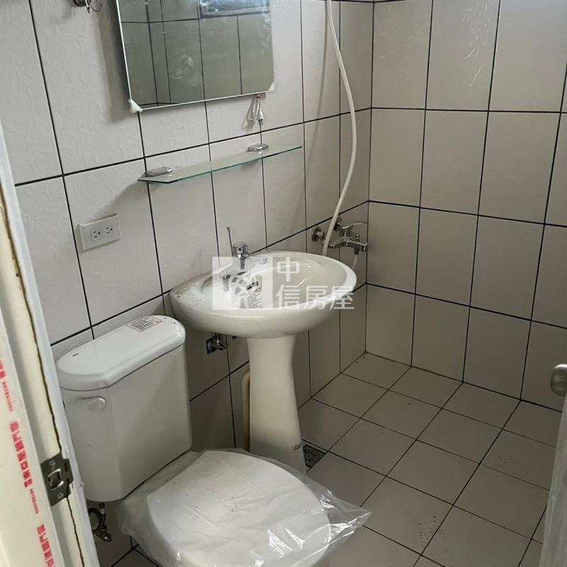 新屋中山西路合法資材室+農地房屋室內格局與周邊環境
