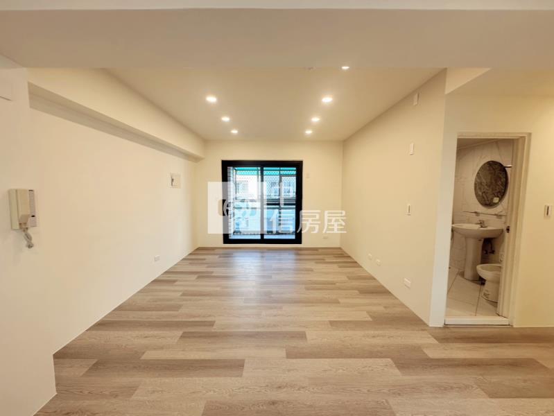 薪晨花園精美採光三房房屋室內格局與周邊環境