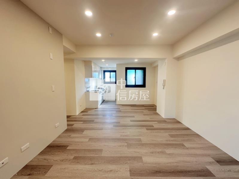 薪晨花園精美採光三房房屋室內格局與周邊環境