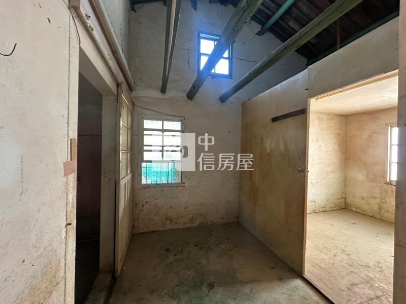 橋頭五林國小乙建用地房屋室內格局與周邊環境