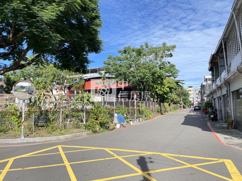 崇蘭文教8米路孝親車墅房屋室內格局與周邊環境