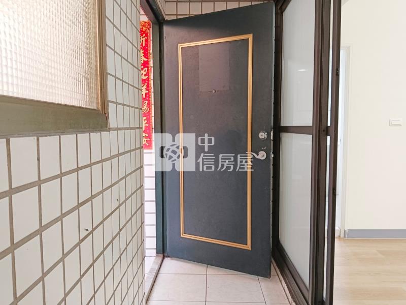 五甲國小翻新大三房+平車房屋室內格局與周邊環境