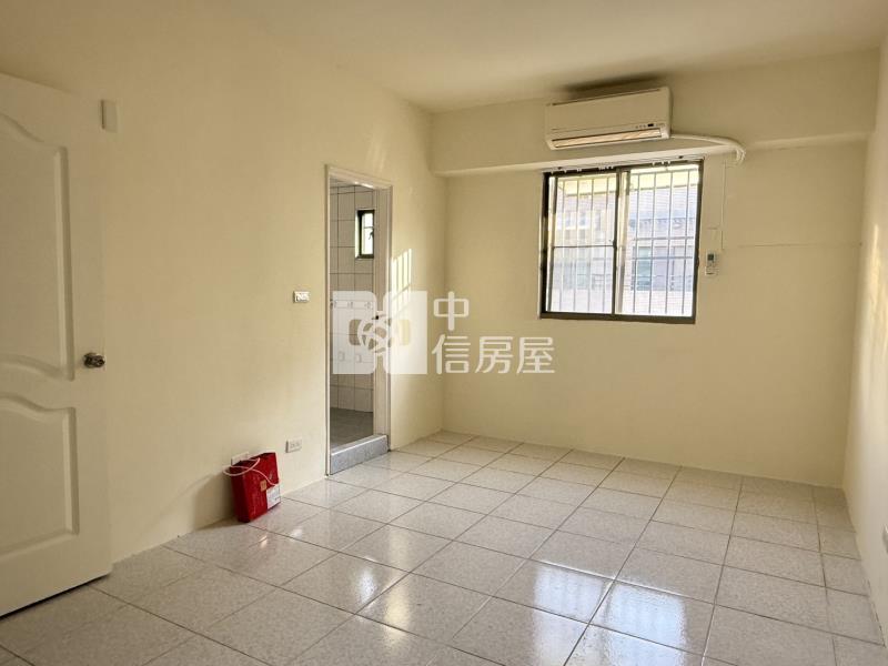 近新南國小整新華廈平車房屋室內格局與周邊環境