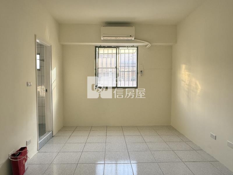 近新南國小整新華廈平車房屋室內格局與周邊環境