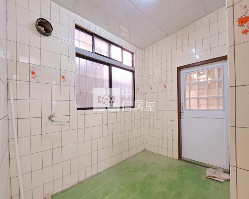 近斗六國小大面寬平房房屋室內格局與周邊環境