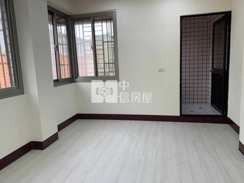 觀音草漯全新整理電梯3+1房房屋室內格局與周邊環境