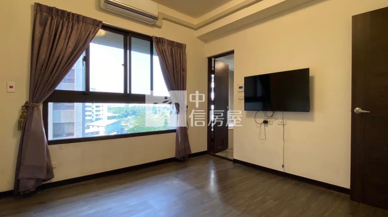 新光河畔低價三房柱邊平車雙衛浴均開窗房屋室內格局與周邊環境