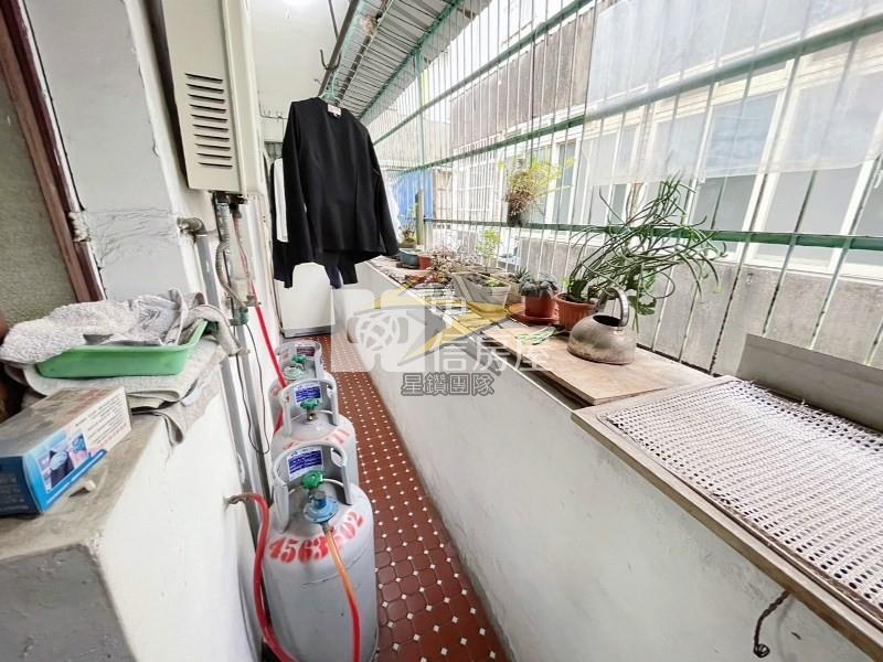 【星鑽】中原家樂福旁低總價公寓3房房屋室內格局與周邊環境