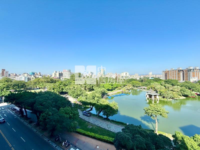 俯瞰台中公園｜永久棟距無公設電梯美2房房屋室內格局與周邊環境