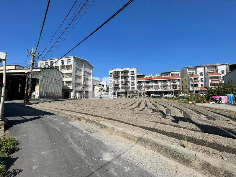 潭子車站大面寬角地房屋室內格局與周邊環境