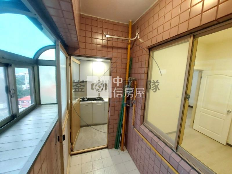 玫瑰村三房車房屋室內格局與周邊環境