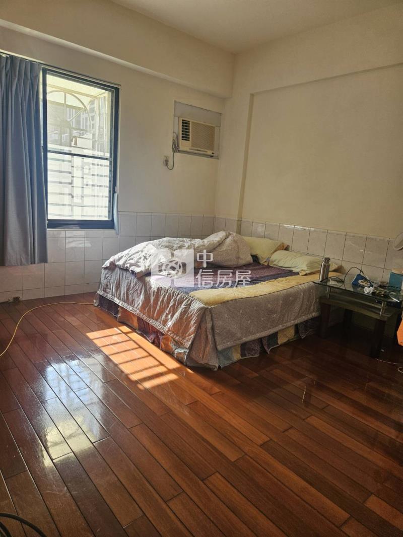 左營R15生態園區店住透天房屋室內格局與周邊環境