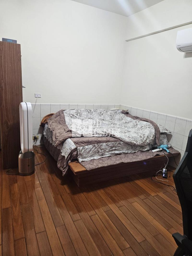 左營R15生態園區店住透天房屋室內格局與周邊環境