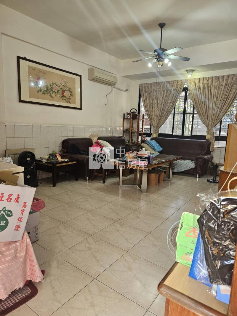 左營R15生態園區店住透天房屋室內格局與周邊環境