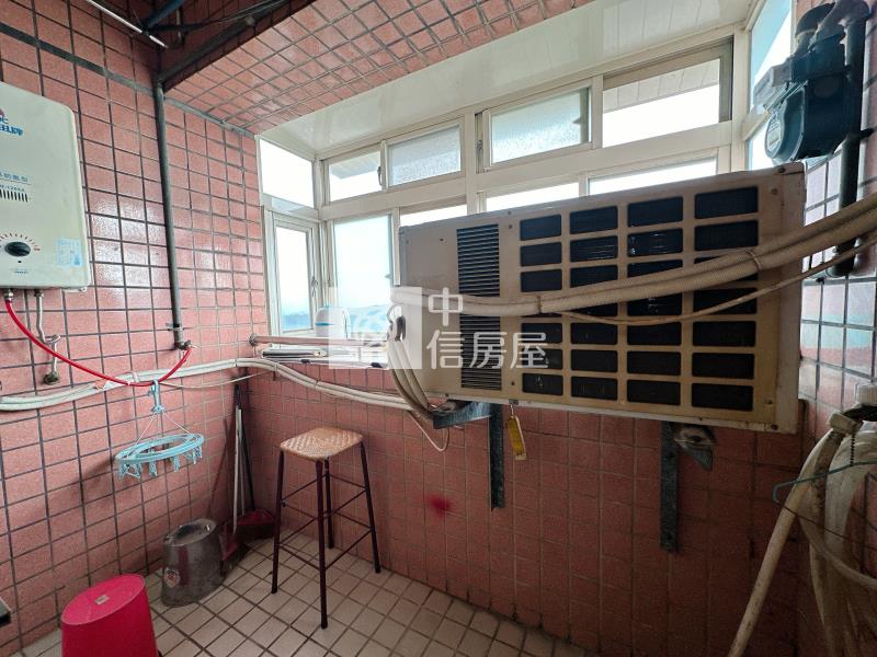 近楊梅交流道.愛買.低總價景觀兩房車房屋室內格局與周邊環境