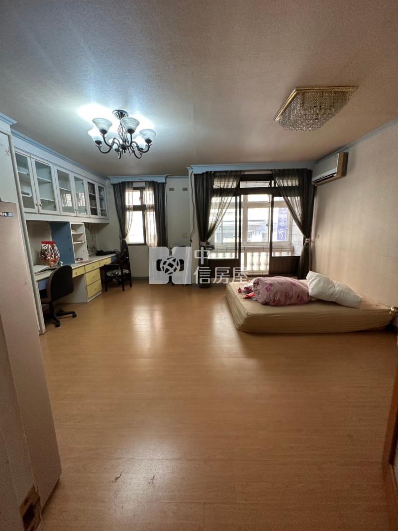 平鎮國中大面寬透天房屋室內格局與周邊環境