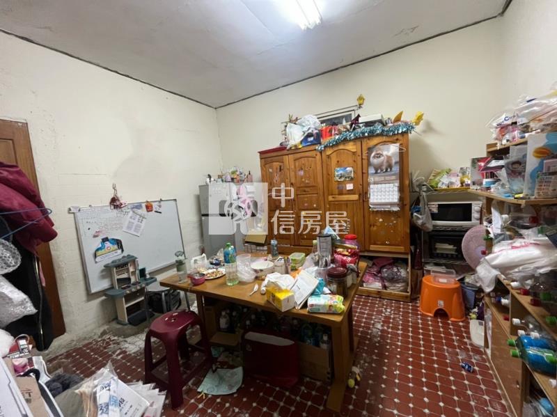 崎子頭大地坪車庫平房房屋室內格局與周邊環境