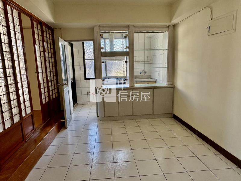 文華高中捷運溫馨三房房屋室內格局與周邊環境