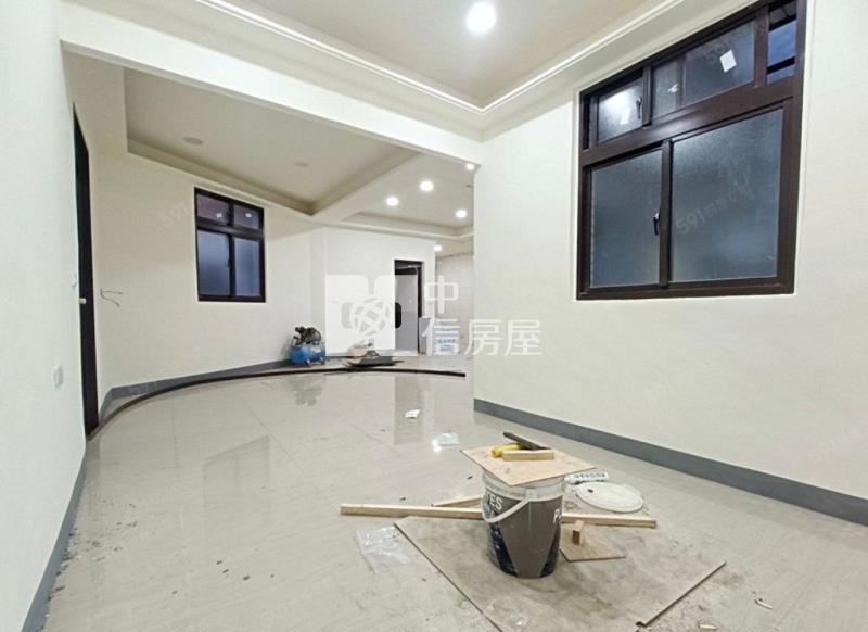 平鎮南平路全新透天(中信卓越團隊)房屋室內格局與周邊環境