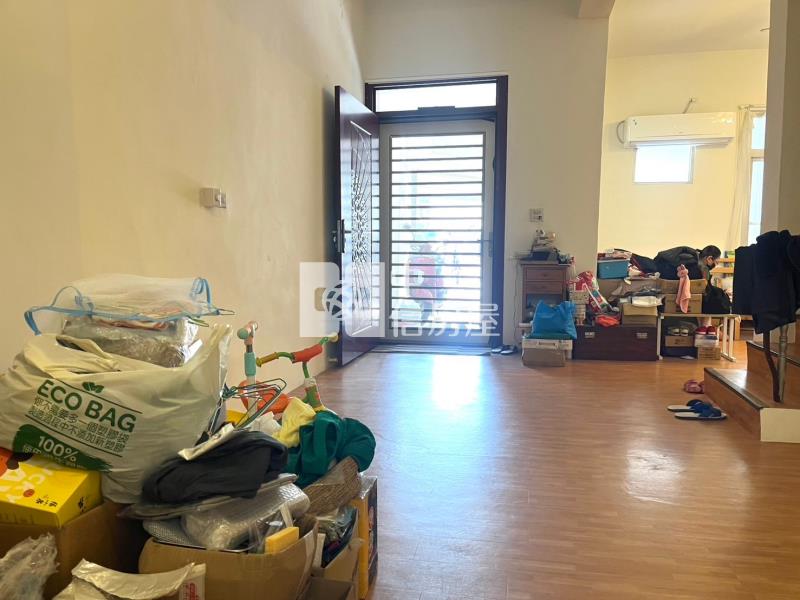 屏基面寬車庫透天房屋室內格局與周邊環境
