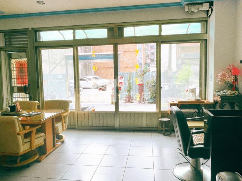 忠福商圈大面寬店住房屋室內格局與周邊環境