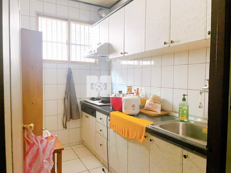 忠福商圈大面寬店住房屋室內格局與周邊環境