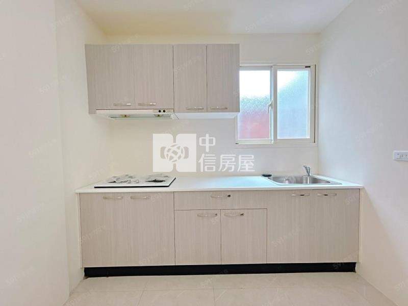 近烏樹林工業區整新透天房屋室內格局與周邊環境