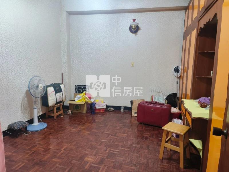 ▲近火車站安一路路邊三樓房屋室內格局與周邊環境