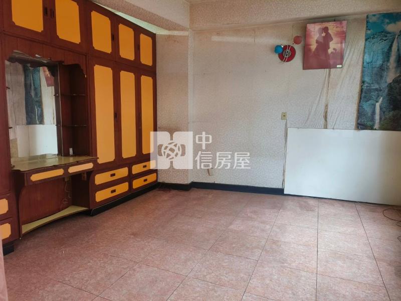 ▲近火車站安一路路邊三樓房屋室內格局與周邊環境