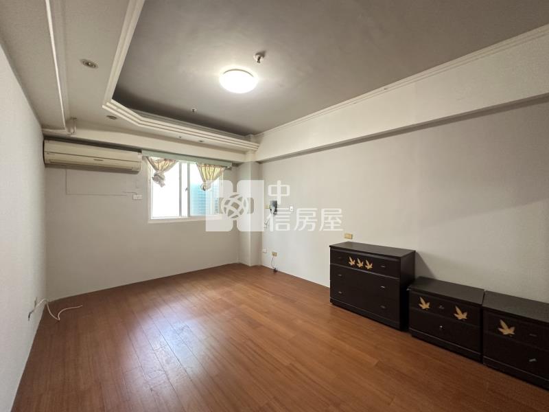 桃園龍安商圈景觀大三房房屋室內格局與周邊環境