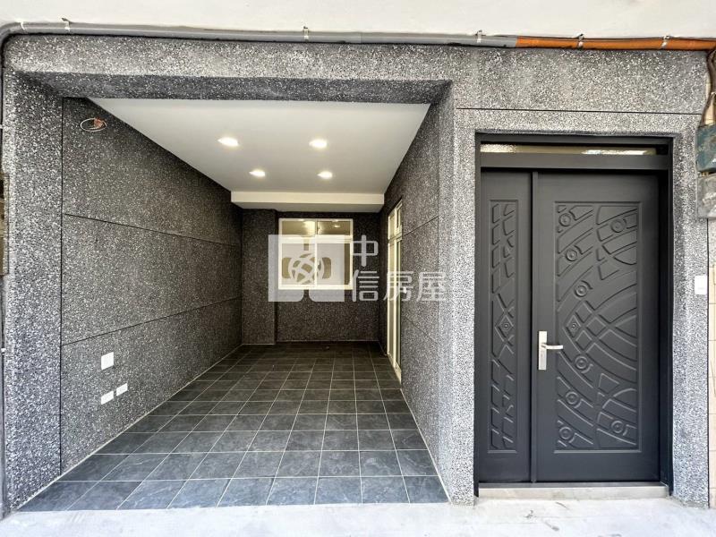 市區大遠百全新整理美透天房屋室內格局與周邊環境