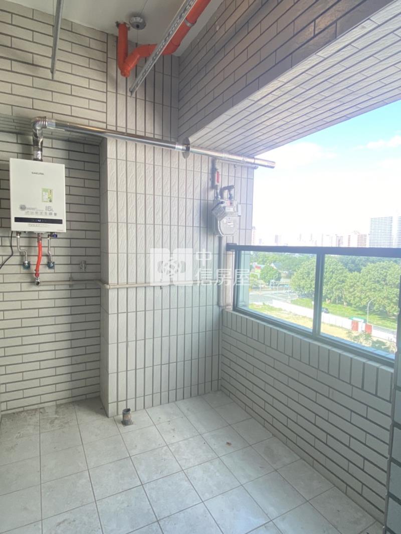 夢時代世界巨星三房平車房屋室內格局與周邊環境