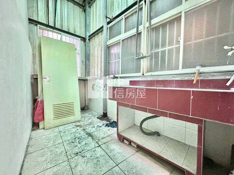 平鎮國中面寬5米大地坪超值透天房屋室內格局與周邊環境