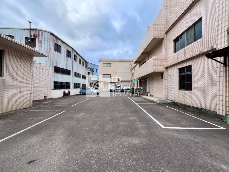 好市多正民族路甲工廠房房屋室內格局與周邊環境