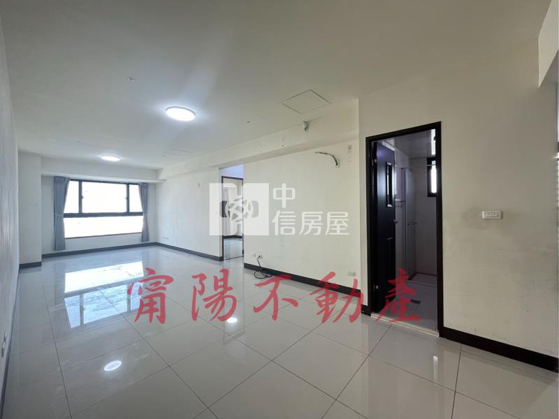 近台積電2+1房平車大樓房屋室內格局與周邊環境