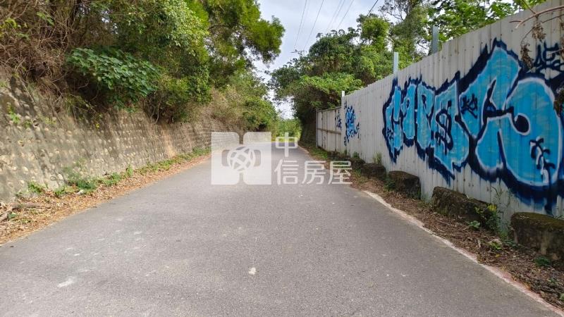 香山青青草原旁平坦美農地房屋室內格局與周邊環境