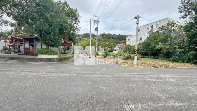 龍潭中正路 三面臨路建地房屋室內格局與周邊環境