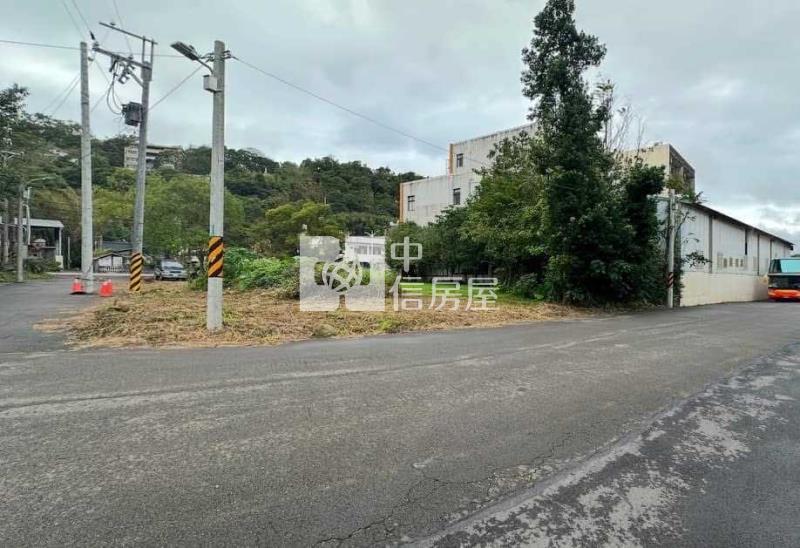 龍潭中正路 三面臨路建地房屋室內格局與周邊環境