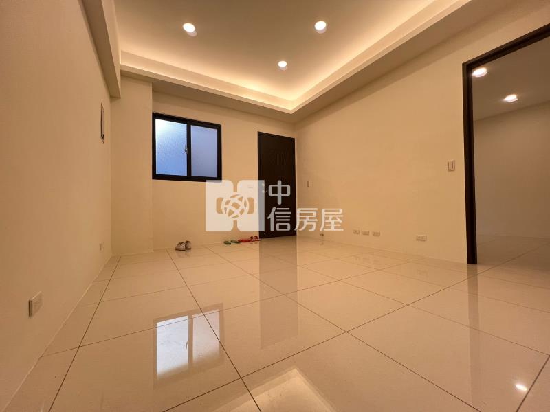 北屯國小親親戲院旁邊間大面寬一樓美寓房屋室內格局與周邊環境