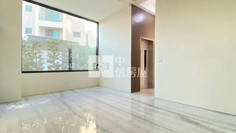 洲際十四期旁全新角間電梯別墅房屋室內格局與周邊環境