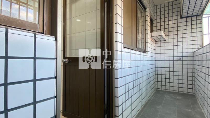 東平國小溫馨裝潢三房平車房屋室內格局與周邊環境