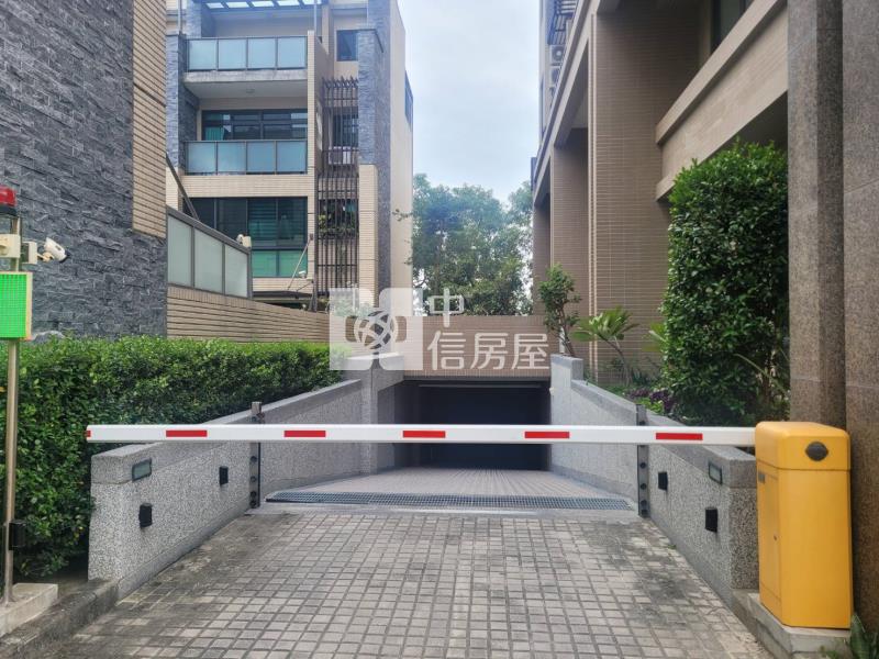 南科實驗中小旁三房平車房屋室內格局與周邊環境
