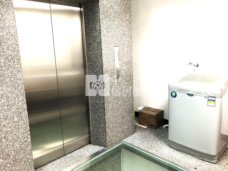 A23站龍岡電梯透天房屋室內格局與周邊環境