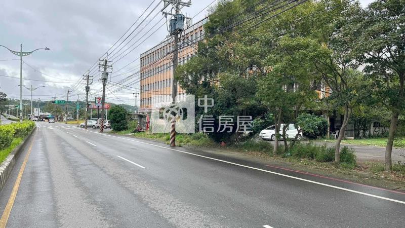 三坑國小旁三面臨路建地房屋室內格局與周邊環境
