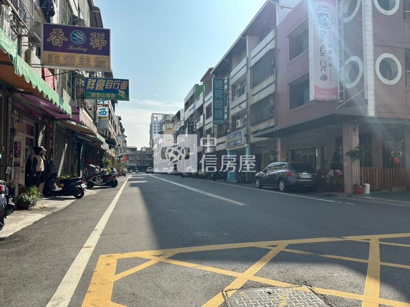 員林㊣建國路店面房屋室內格局與周邊環境