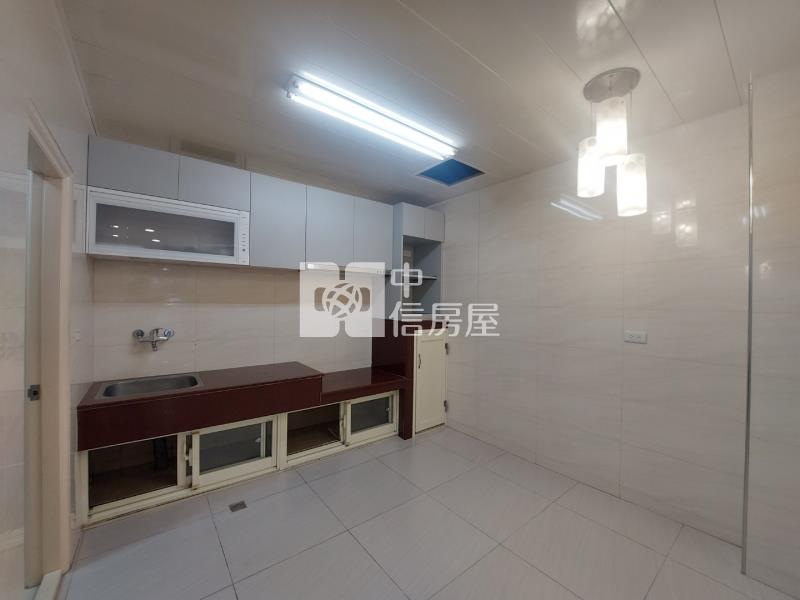 楊梅區楊新路二段全新整理透天房屋室內格局與周邊環境