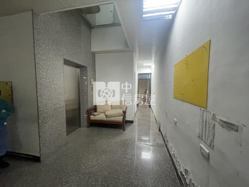 4580萬中壢後站大地坪、大面積電梯透店房屋室內格局與周邊環境
