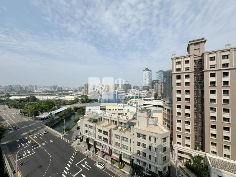 泓瑞恆昕高樓三房平車房屋室內格局與周邊環境