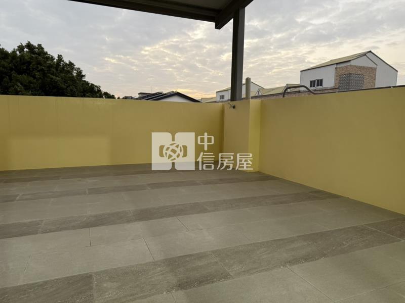 圖書館免整理透天房屋室內格局與周邊環境